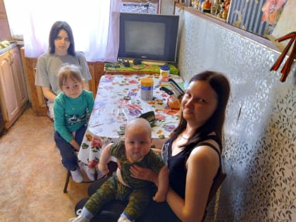 Суд защитил семью от опеки