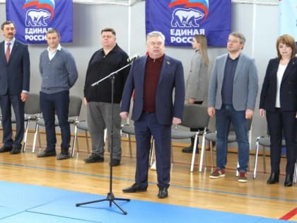 Николай Воробьев приветствовал участников соревнований по рукопашному бою