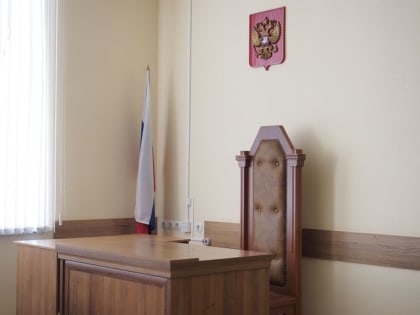 В Новомосковске местный житель обиделся на бригадира и расстрелял его машину
