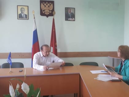 Юрий Цкипури встретился с жителями Тульской области в депутатской приемной