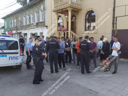 Два рейда подряд по нелегальным мигрантам провели силовики на улице Пирогова в Туле