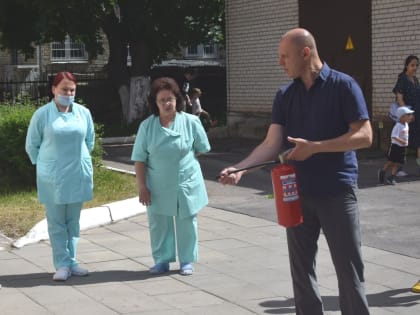 В Центре прошло учебно-тренировочное занятие по действиям при возникновении ЧС