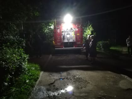 Из горящего дома в Новомосковске эвакуировали 17 человек