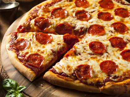 В Туле закрыли доставку пиццы и роллов Farfor после отравления клиента