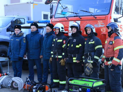 В Министерстве обороны предложили поднять зарплаты силовикам