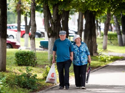 Пенсионеры смогут получать надбавку за содержание близких родственников