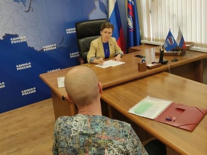 Жители региона обратились к Марине Левиной по вопросам социального обеспечения