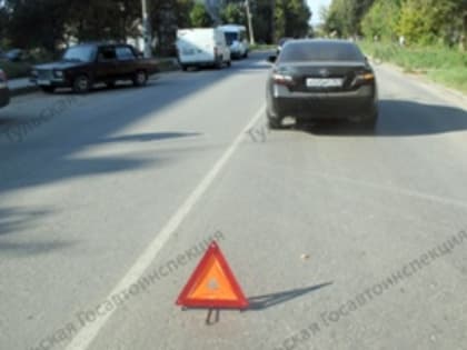 В Ясногорске автомобиль сбил перебегавшую дорогу 9-летнюю девочку