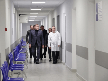 Алексей Дюмин поручил продолжить ремонт подразделений Городской больницы №11 Тулы