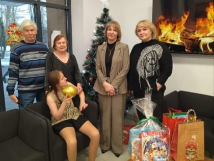 Олеся Филина исполнила мечту Екатерины из Белгорода в рамках акции «Елка желаний»