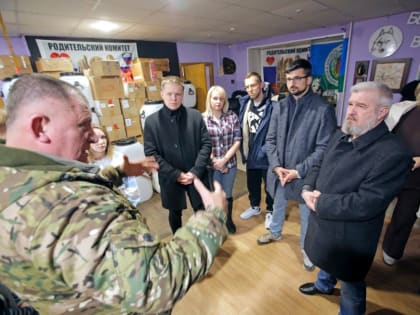 Александр Маринков и Артем Селиверстов встретились с «Родительским комитетом» помощи бойцам СВО