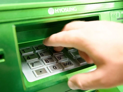 Туляк украл с найденной банковской карты 2 800 рублей