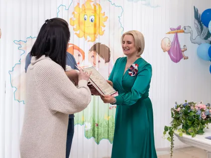 Первого новорожденного в 2024 году туляка выписали из роддома