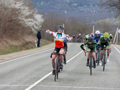 Мария Аверина стала 12-й на стартовом этапе Кубка России в многодневной гонке