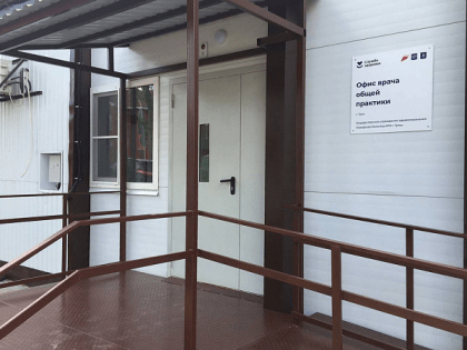 По поручению Алексея Дюмина продолжается капитальный ремонт поликлиники в поселке Плеханово