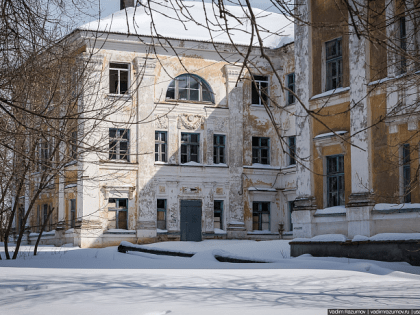 В Богородицке затянулась продажа больничного комплекса рядом с усадьбой Бобринских