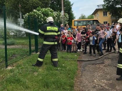 Спасатели провели мероприятия по профилактике пожаров в Куркинском и Богородицком районах
