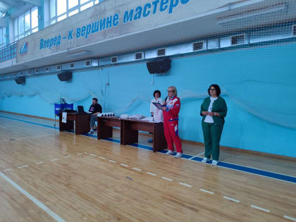 Надежда Козьякова организовала спортивный праздник для многодетных семей