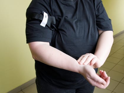 «Все наши – это мы»: инструктор по тактической медицине рассказал, почему каждый человек должен уметь оказывать первую помощь