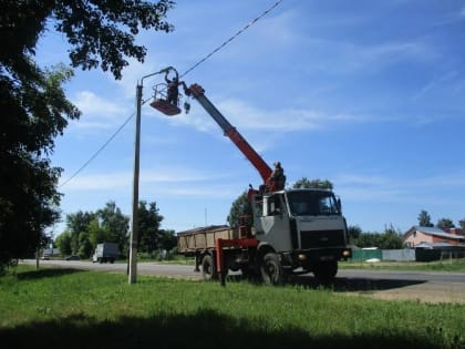 Благоустройство:замена ламп уличного освещения по ул.Фролова, п.Теплое