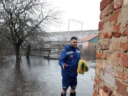 В Плавском районе медики не могли попасть к пациенту из-за затопленной дороги