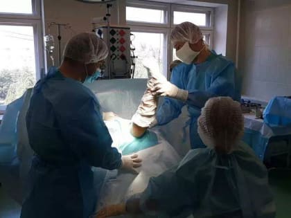 С помощью навигационной стойки новые коленные суставы получили 50 пациентов в Тульской области