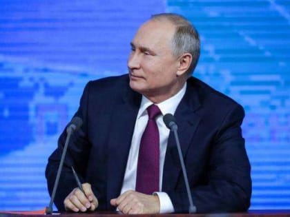 Владимир Путин начал отвечать на вопросы граждан