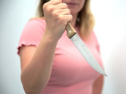 Жительница Алексина проведет почти 4 года в исправительной колонии за нападение на мужа