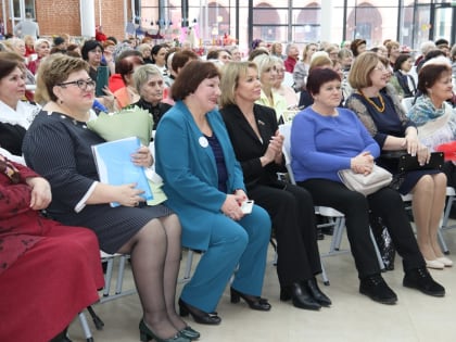 Ольга Слюсарева наградила победителей фестиваля социальных инициатив