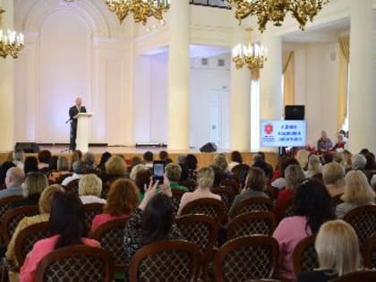 В Туле наградили сотрудников кадровых служб медицинских учреждений региона