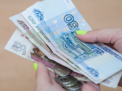 Больше денег за детей: депутаты предлагают вдвое увеличить налоговые вычеты для родителей и опекунов