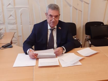 Депутат Николай Попов помог в решении коммунальных проблем жителям Донского