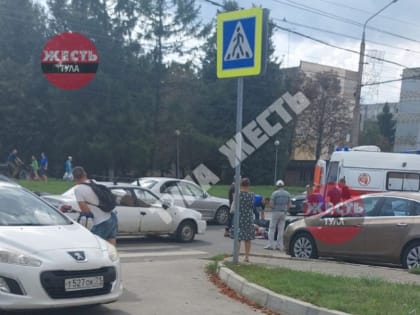В Туле на улице Пузакова сбили пенсионерку на пешеходном переходе