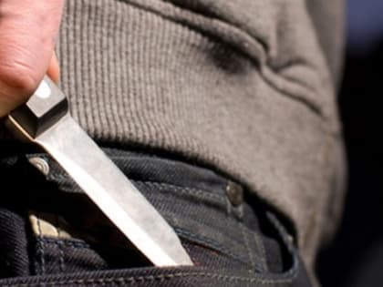 Мужчина напал с ножом на росгвардейцев в Туле