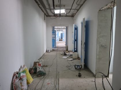 В новомосковских Сокольниках продолжается ремонт поликлиники