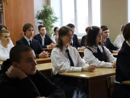 Павел Астафьев принял участие в киноуроке