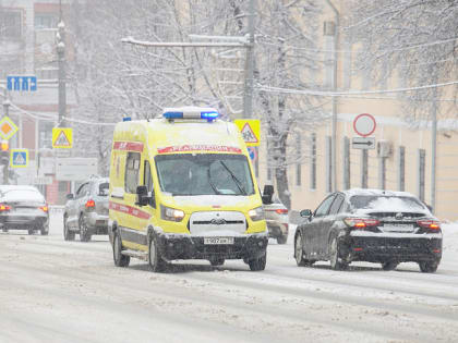 Карету мне, карету: тульские медики рассказали, почему опасно не пропустить «скорую» на дороге