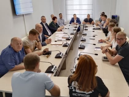 Александр Маринков награжден Благодарностью Общественной палаты региона