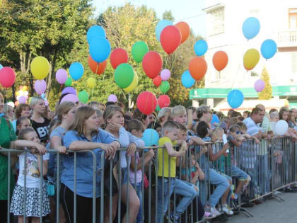 В Новомосковске впервые отметили День площади