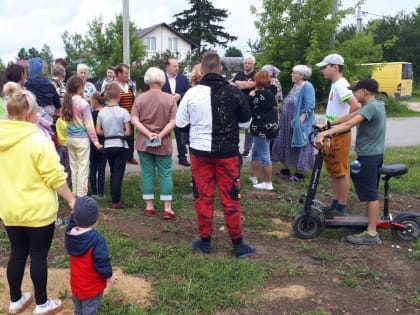Юрий Цкипури организовал выездной прием прием граждан