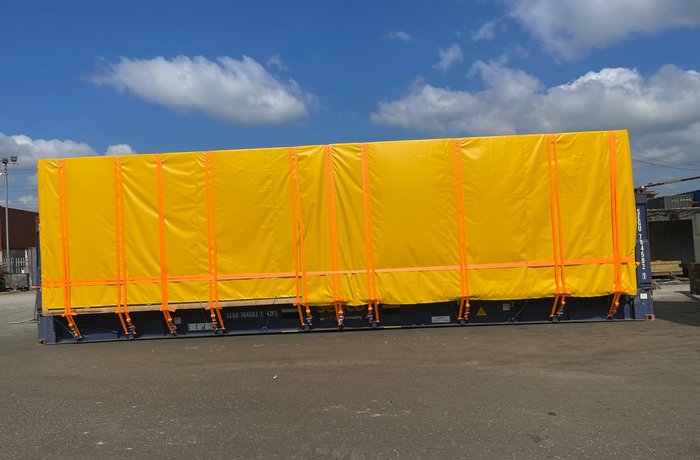 2 Large Crates
