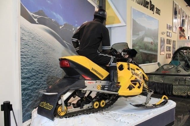 Graves Corp Bombardier REV800 MXZ Snowmobile 3