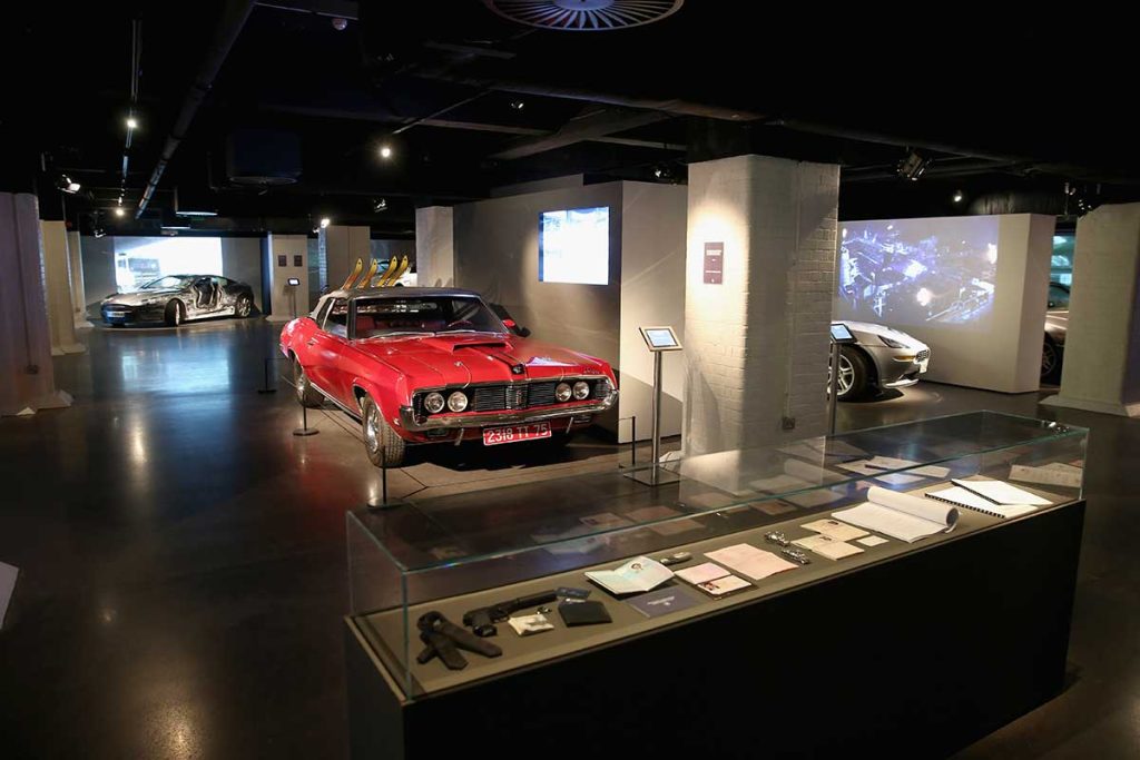 Tracy's Cougar XR-7 3