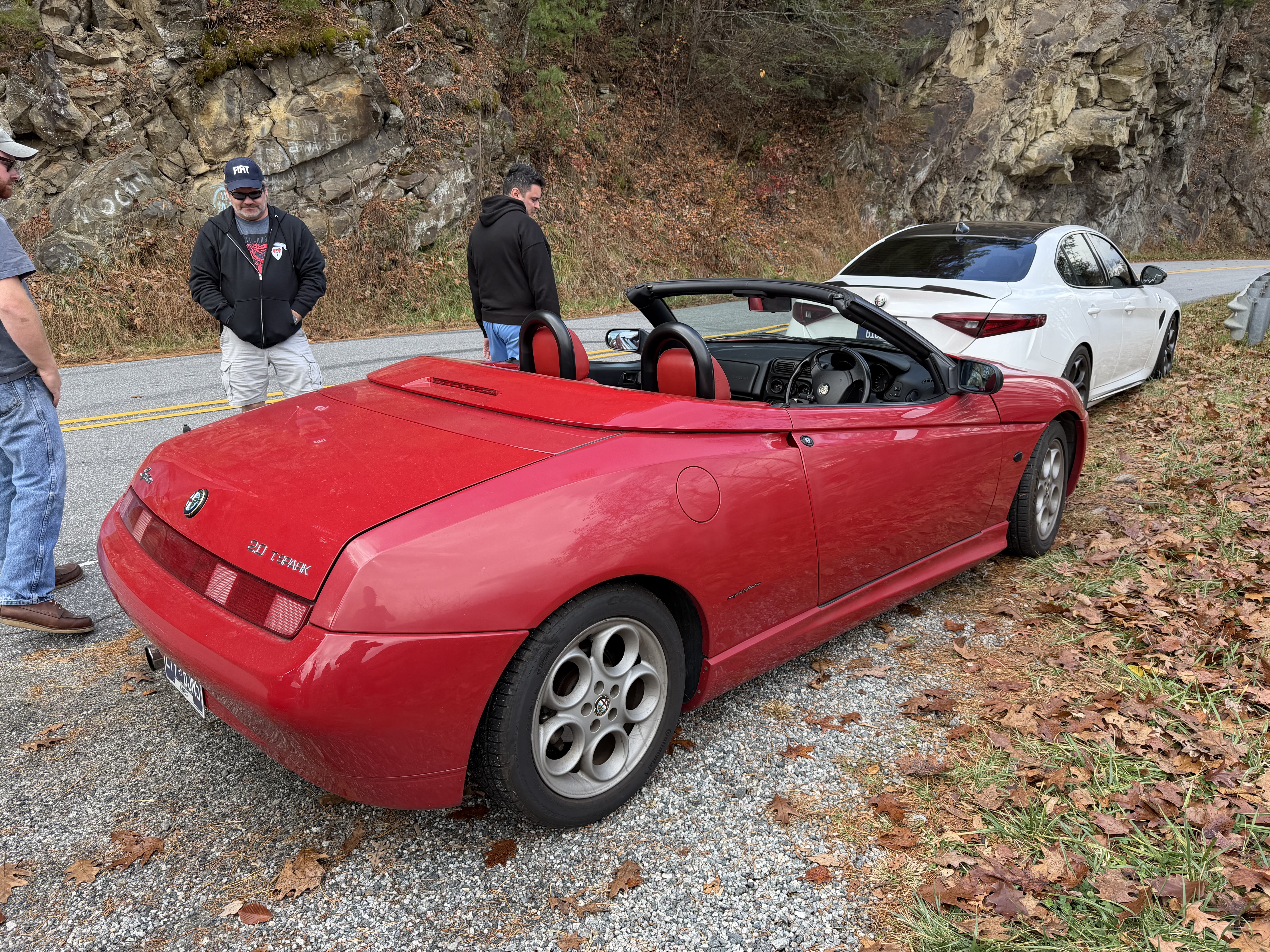 Alfa Romeo 916 Spider 3