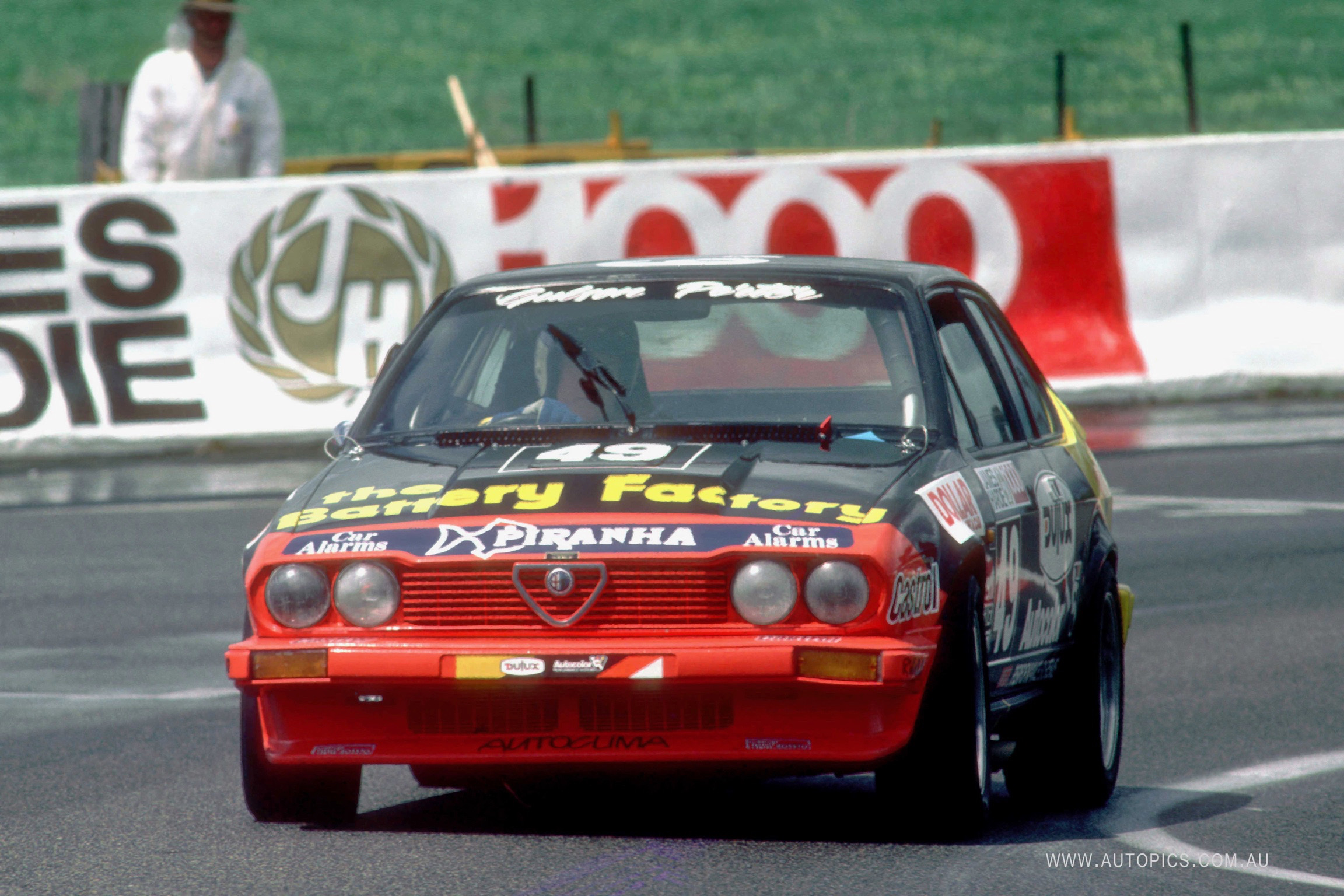 The Dulux Alfetta GTV6 Group A