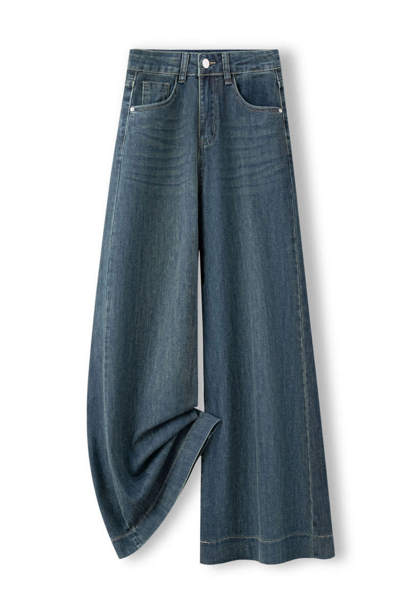YEEYEEWang wide-leg jeans flat lay, Asian-fit cut, showing front silhouette and tailoring.