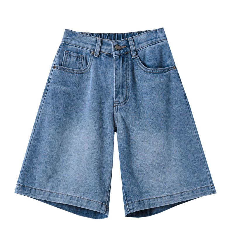 YEEYEEWang Denim Bermuda Shorts, Asian-fit cut, front flat lay on white background with antique bronze button and five-pocket styling.