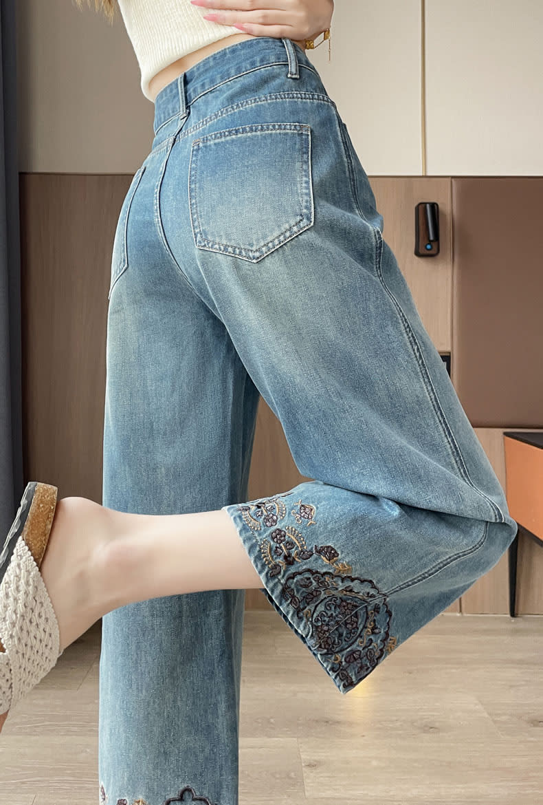 YEEYEEWang Straight-Leg Jeans, Asian-fit cut, back view on model showing patch pockets, contoured yoke and embroidered hem.