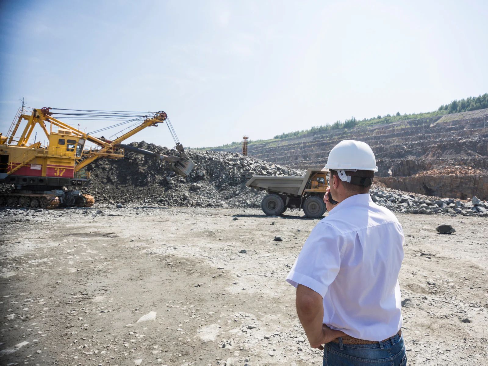 Blast-to-crusher optimization dashboard for aggregates operations