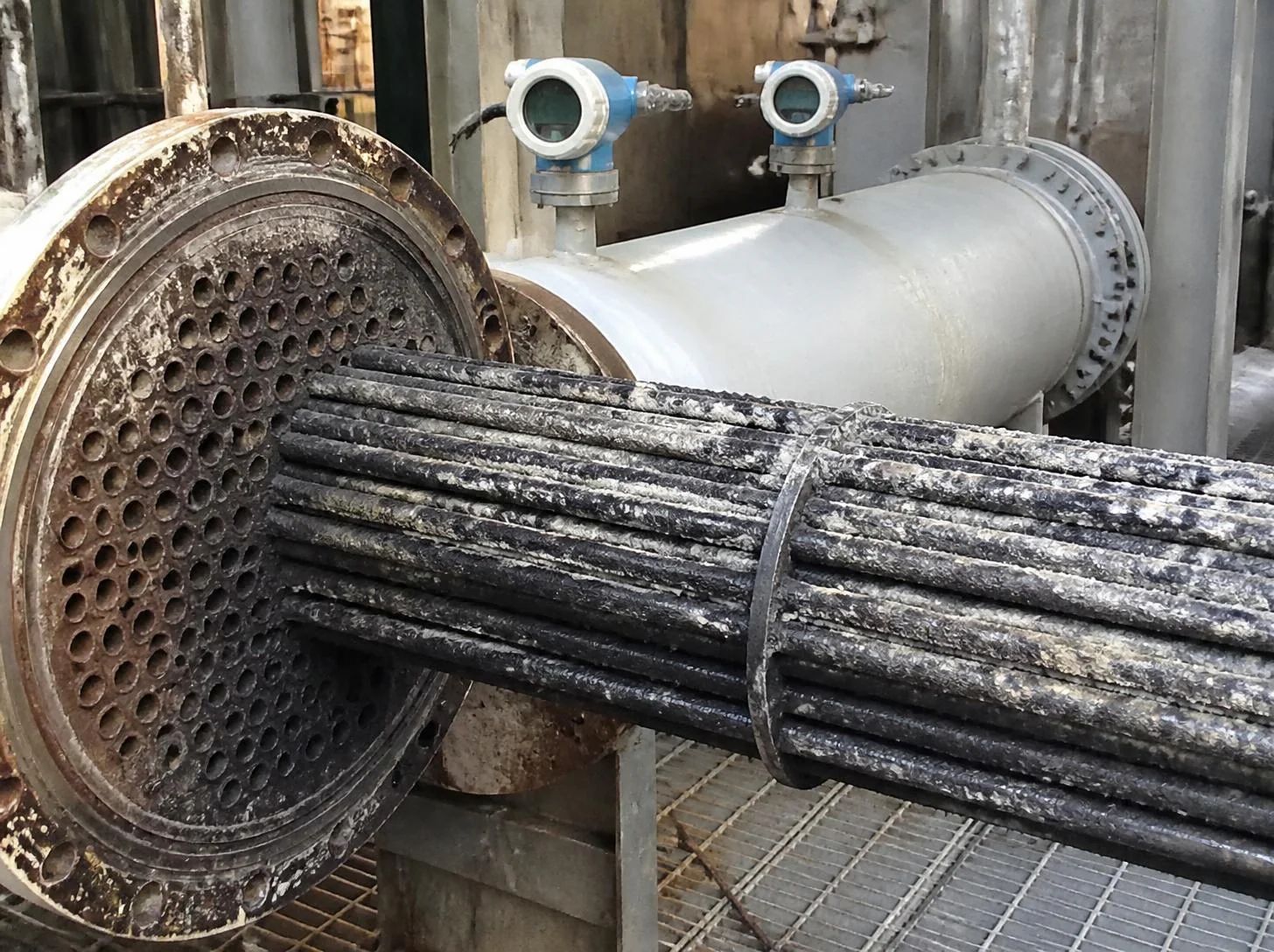 Process engineer reviewing predicted fouling status against an ε-NTU calculation baseline